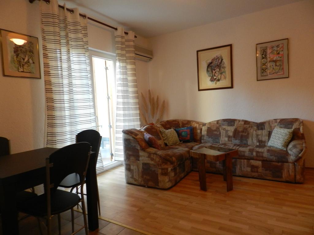 Apartments Vidakovic Rovigno Esterno foto
