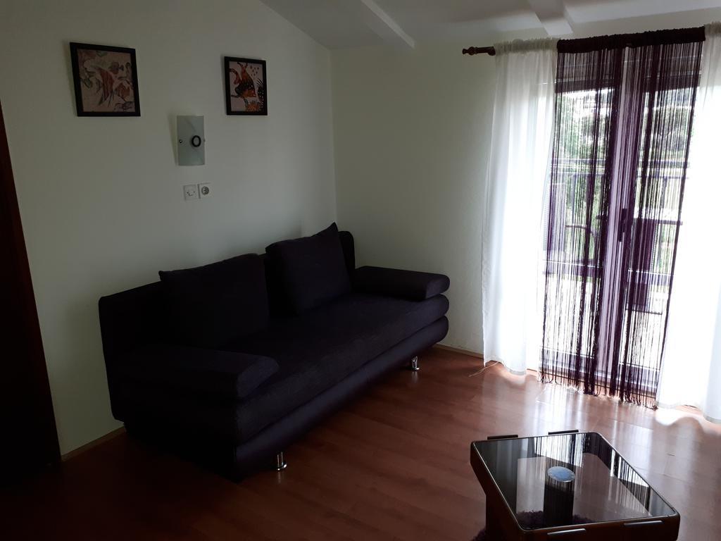 Apartments Vidakovic Rovigno Esterno foto