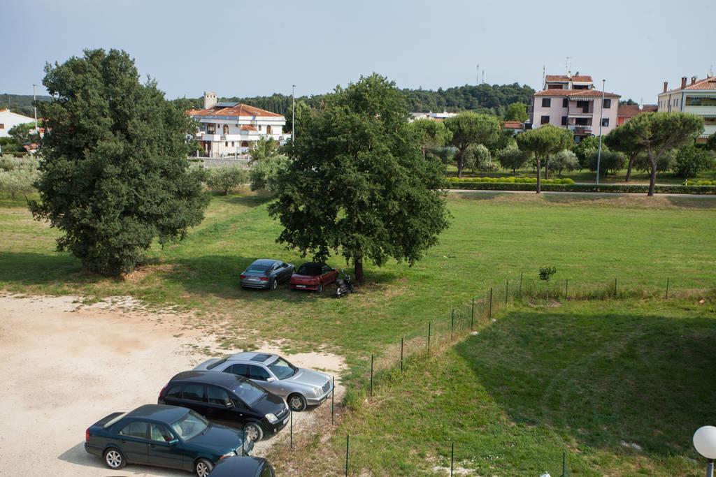 Apartments Vidakovic Rovigno Esterno foto